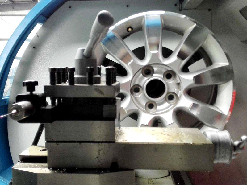 車床車槽都是一次加工到底的嗎？