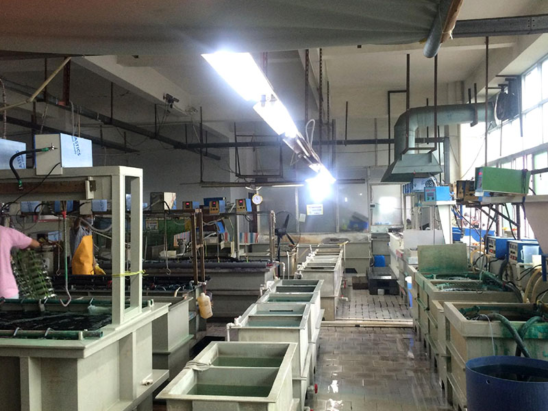 為何要關(guān)停小五金加工廠？